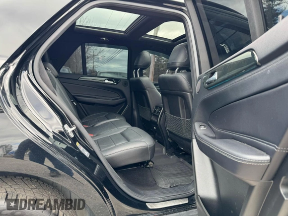 2016 Mercedes-Benz GLE 400 with VIN 4JGDA5GB0GA635707, listed as a Copart auction lot 53712895 with 105,118 mi miles and Clean title. Bid and sale history available at DreamBid. Image 6.