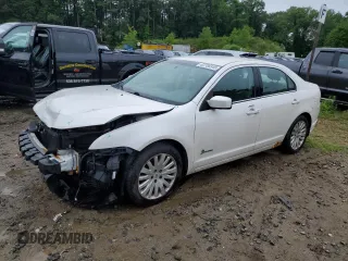 2012 Ford Fusion Hybrid with VIN 3FADP0L38CR227787, listed as a Copart auction lot 63786345 with 200,327 mi miles and Clean title. Bid and sale history available at DreamBid. Image 1.