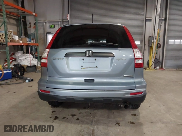 2011 Honda CR-V SE with VIN 5J6RE4H40BL071959, listed as a IAAI auction lot 41976383 with 180,883 mi miles. Bid and sale history available at carsss.com. Image 17.