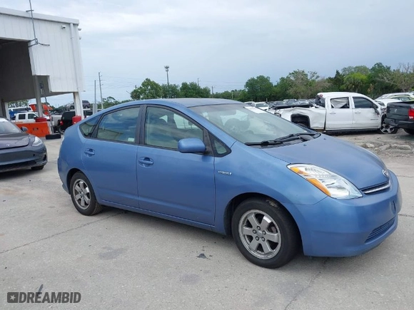 2008 Toyota Prius with VIN JTDKB20U587709026, listed as a IAAI auction lot 41981671 with 220,110 mi miles. Bid and sale history available at carsss.com. Image 5.