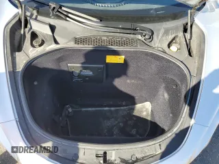 2023 McLaren Artura z VIN SBM16AEA4PW001953, wystawiony jako Copart lot #80270564 z przebiegiem 5956 mil mil oraz Nie do naprawy. Historia ofert i sprzedaży dostępna na DreamBid. Obrazek 11.