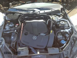 2015 Mercedes-Benz E 350 Luxury z VIN WDDHF8JB2FB099116, wystawiony jako Copart lot #56464985 z przebiegiem 122 123 mil mil oraz Szkoda całkowita • Salvage title. Historia ofert i sprzedaży dostępna na DreamBid. Obrazek 11.