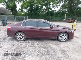 2015 Honda Accord Touring with VIN 1HGCR3F9XFA010985, listed as a IAAI auction lot 42400903 with 231,607 mi miles and . Bid and sale history available at DreamBid. Image 13.