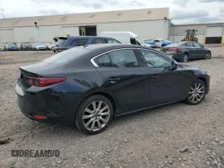 2020 Mazda 3 Premium with VIN 3MZBPBEM8LM125810, listed as a Copart auction lot 65094235 with 27,645 mi miles and Salvage title. Bid and sale history available at DreamBid. Image 3.