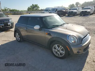2013 MINI Hardtop with VIN WMWSU3C5XDT547526, listed as a Copart auction lot 56756445 with Not Provided miles and Clean Title. Bid and sale history available at DreamBid. Image 4.