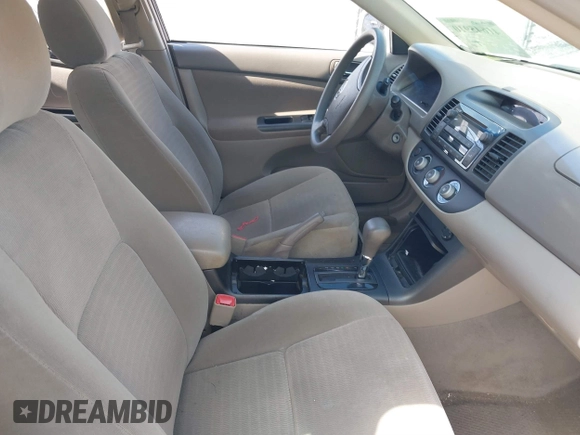 2006 Toyota Camry STD z VIN 4T1BE32K36U707438, wystawiony jako IAAI lot #41645910 z przebiegiem 117 652 mil mil oraz . Historia ofert i sprzedaży dostępna na DreamBid. Obrazek 5.