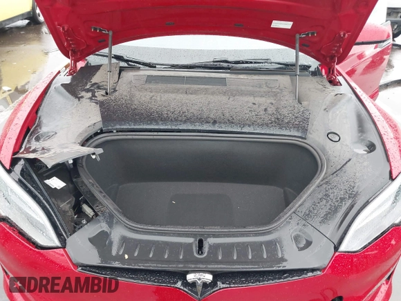 2022 Tesla Model S Plaid z VIN 5YJSA1E61NF485055, wystawiony jako IAAI lot #41751134 z przebiegiem Nie podano mil oraz . Historia ofert i sprzedaży dostępna na DreamBid. Obrazek 10.