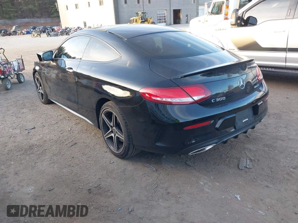 2018 Mercedes-Benz C 300 z VIN WDDWJ4KB0JF637536, wystawiony jako IAAI lot #40845998 z przebiegiem 49 846 mil mil oraz . Historia ofert i sprzedaży dostępna na DreamBid. Obrazek 3.