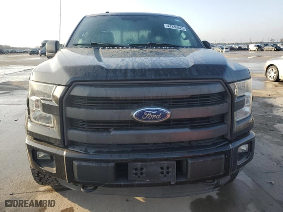 2015 Ford F-150 XLT w/HD Payload Pkg with VIN 1FTFW1EG3FFB43308, listed as a Copart auction lot 44330625 with 223,203 mi miles and Clean Title. Bid and sale history available at carsss.com. Image 5.