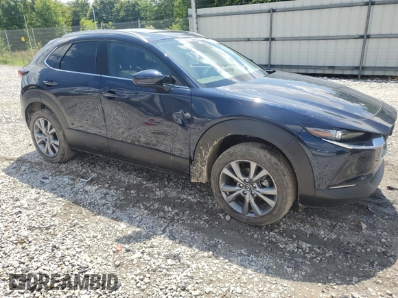 2025 Mazda CX-30 S Premium with VIN 3MVDMBDM3SM830422, listed as a Copart auction lot 58434385 with 2,004 mi miles and Salvage title. Bid and sale history available at DreamBid. Image 4.