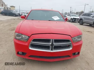 2014 Dodge Charger RT z VIN 2C3CDXCTXEH199291, wystawiony jako IAAI lot #41591362 z przebiegiem 113 452 mil mil oraz . Historia ofert i sprzedaży dostępna na DreamBid. Obrazek 12.