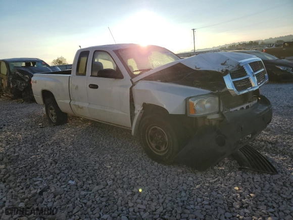 2005 Dodge Dakota ST with VIN 1D7HW22K25S119939, listed as a Copart auction lot 73020994 with 99,480 mi miles and Salvage Title. Bid and sale history available at carsss.com. Image 4.