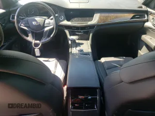 2018 Cadillac CT6 Luxury RWD z VIN 1G6KC5RX3JU159802, wystawiony jako Copart lot #54256745 z przebiegiem Nie podano mil oraz Szkoda całkowita • Salvage title. Historia ofert i sprzedaży dostępna na DreamBid. Obrazek 8.