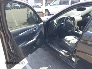 2015 Infiniti Q50 Premium with VIN JN1BV7AR0FM407577, listed as a IAAI auction lot 40191466 with 94,239 mi miles. Bid and sale history available at carsss.com. Image 5.