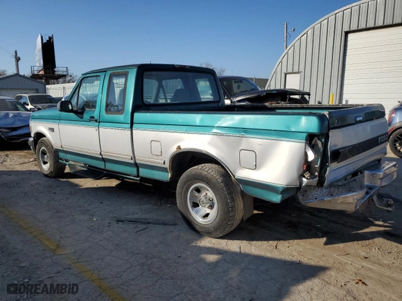 1996 Ford F-150 Special with VIN 1FTEX15N6TKA55105, listed as a Copart auction lot 83225844 with 206760 miles and Salvage Title. Bid and sale history available at carsss.com. Image 2.