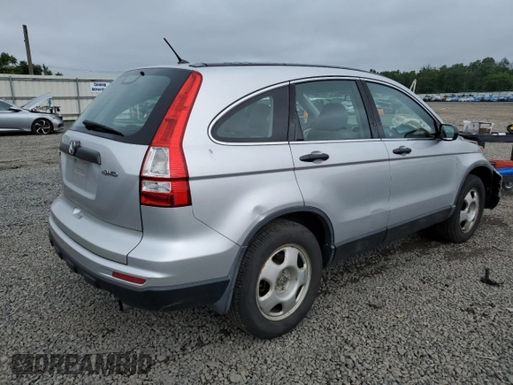 2011 Honda CR-V LX with VIN 5J6RE4H33BL006370, listed as a Copart auction lot 61247725 with 81,903 mi miles and Salvage title. Bid and sale history available at DreamBid. Image 3.