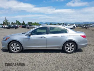 2009 Honda Accord EX-L z VIN JHMCP26809C010037, wystawiony jako IAAI lot #42212880 z przebiegiem 31 520 mil mil oraz . Historia ofert i sprzedaży dostępna na DreamBid. Obrazek 14.