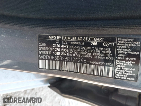 2011 Mercedes-Benz C-Class C 300 Sport with VIN WDDGF8BB2BR171296, listed as a IAAI auction lot 42108655 with 135,537 mi miles. Bid and sale history available at carsss.com. Image 9.