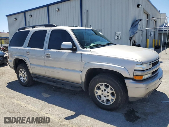 2005 Chevrolet Tahoe Z71 z VIN 1GNEK13T05R187021, wystawiony jako Copart lot #57180025 z przebiegiem 135 572 mil mil oraz Szkoda całkowita • Salvage title. Historia ofert i sprzedaży dostępna na DreamBid. Obrazek 4.