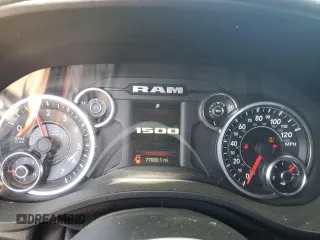 2021 Ram 1500 Big Horn z VIN 1C6SRFMTXMN562364, wystawiony jako Copart lot #55867085 z przebiegiem 77 000 mil mil oraz Szkoda całkowita • Salvage title. Historia ofert i sprzedaży dostępna na DreamBid. Obrazek 9.