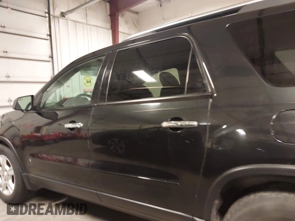 2009 GMC Acadia SLE1 with VIN 1GKEV13DX9J190901, listed as a IAAI auction lot 41932045 with 205,883 mi miles and . Bid and sale history available at carsss.com. Image 14.