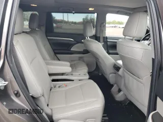 2019 Toyota Highlander Limited with VIN 5TDDZRFH0KS992455, listed as a Copart auction lot 54707655 with 408,319 mi miles and Salvage title. Bid and sale history available at DreamBid. Image 10.