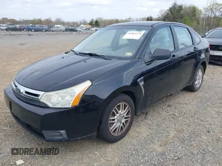 2008 Ford Focus SE with VIN 1FAHP35N38W241943, listed as a IAAI auction lot 41961279 with 187,752 mi miles. Bid and sale history available at carsss.com. Image 2.