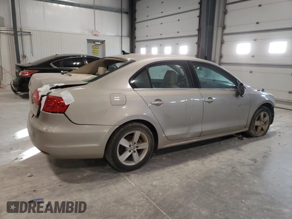 2013 Volkswagen Jetta TDI w/Premium/Nav with VIN 3VWLL7AJ4DM237837, listed as a Copart auction lot 89401845 with Not provided miles and Salvage title. Bid and sale history available at DreamBid. Image 3.
