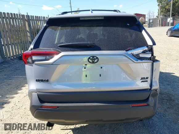 2024 Toyota RAV4 XLE with VIN 2T3P1RFV3RC480256, listed as a IAAI auction lot 41899362 with 1,770 mi miles. Bid and sale history available at carsss.com. Image 17.