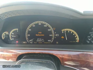 2008 Mercedes-Benz S-Class 5.5L V8 with VIN WDDNG71X28A168594, listed as a IAAI auction lot 42038094 with 222,669 mi miles. Bid and sale history available at carsss.com. Image 7.