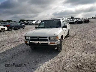 1993 Toyota Pickup DLX z VIN JT4RN93P7P5074129, wystawiony jako Copart lot #72893054 z przebiegiem 235 053 mil mil oraz Szkoda całkowita • Salvage title. Historia ofert i sprzedaży dostępna na DreamBid. Obrazek 10.
