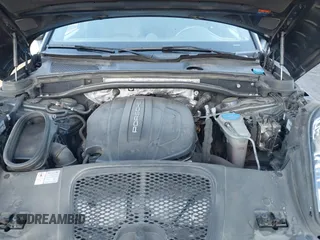 2018 Porsche Macan with VIN WP1AA2A59JLB03147, listed as a IAAI auction lot 41862122 with 76,279 mi miles and . Bid and sale history available at DreamBid. Image 10.