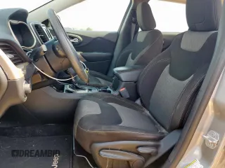 2018 Jeep Cherokee Latitude with VIN 1C4PJLCB3JD538843, listed as a Copart auction lot 58538935 with 88,630 mi miles and Salvage title. Bid and sale history available at DreamBid. Image 7.