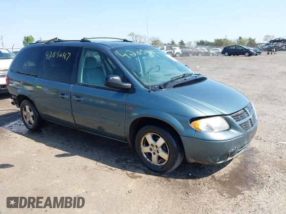 2005 Dodge Caravan SXT with VIN 2D8GP44L55R278834, listed as a IAAI auction lot 42056187 with 284,725 mi miles and . Bid and sale history available at DreamBid. Image 1.
