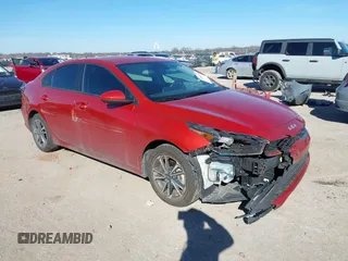 2023 Kia Forte LXS z VIN 3KPF24AD8PE680891, wystawiony jako IAAI lot #41641338 z przebiegiem 19 266 mil mil oraz . Historia ofert i sprzedaży dostępna na DreamBid. Obrazek 1.