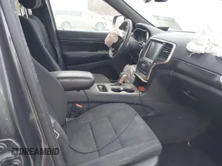 2017 Jeep Grand Cherokee Laredo with VIN 1C4RJFAG3HC742986, listed as a IAAI auction lot 41386220 with 200,456 mi miles. Bid and sale history available at carsss.com. Image 5.