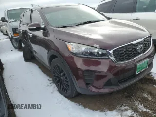 2019 Kia Sorento LX with VIN 5XYPG4A33KG523813, listed as a Copart auction lot 44730965 with 100,200 mi miles and Salvage Title. Bid and sale history available at carsss.com. Image 4.