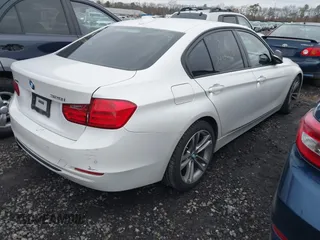 2013 BMW 3 Series 328i xDrive with VIN WBA3B5C50DF598490, listed as a IAAI auction lot 41159038 with Not provided miles and . Bid and sale history available at DreamBid. Image 4.