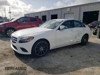 2021 Mercedes-Benz C 300 z VIN W1KWF8DB2MR631388, wystawiony jako Copart lot #59914035 z przebiegiem 45 794 mil mil oraz Szkoda całkowita • Salvage title. Historia ofert i sprzedaży dostępna na DreamBid. Obrazek 1.