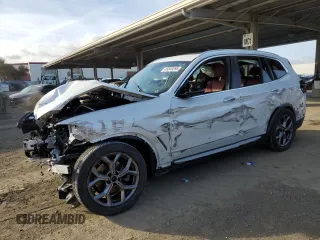 2024 BMW X3 xDrive30i z VIN 5UX53DP07R9U47765, wystawiony jako Copart lot #49349395 z przebiegiem Nie podano mil oraz Szkoda całkowita • Salvage title. Historia ofert i sprzedaży dostępna na DreamBid. Obrazek 1.