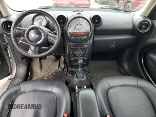 2014 MINI Countryman z VIN WMWZB3C55EWR36269, wystawiony jako Copart lot #51845265 z przebiegiem 167 558 mil mil oraz Czysty tytuł • Clean title. Historia ofert i sprzedaży dostępna na DreamBid. Obrazek 8.