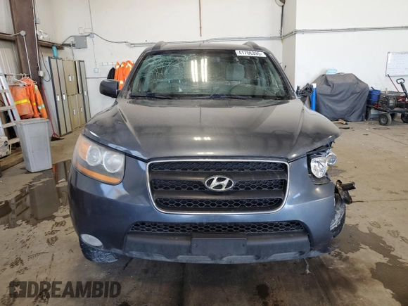 2009 Hyundai Santa Fe GL z VIN 5NMSG13E39H257636, wystawiony jako Copart lot #41706395 z przebiegiem 279 895 mil mil oraz Szkoda całkowita • Salvage title. Historia ofert i sprzedaży dostępna na DreamBid. Obrazek 5.