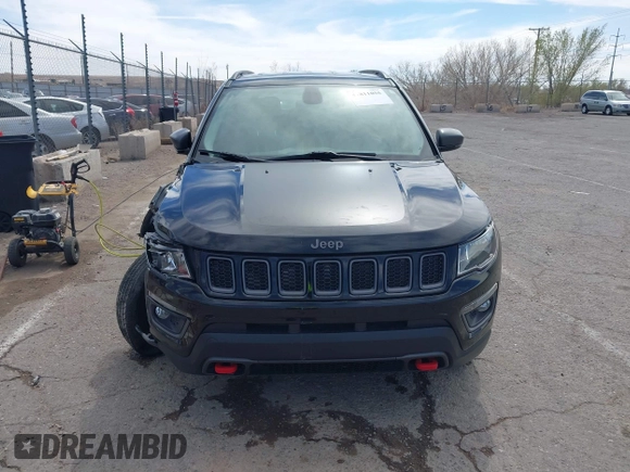 2020 Jeep Compass Trailhawk with VIN 3C4NJDDB7LT129673, listed as a IAAI auction lot 41811055 with 30,106 mi miles and . Bid and sale history available at carsss.com. Image 12.
