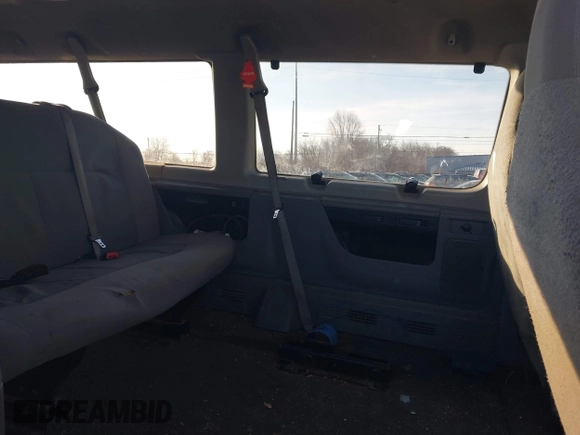 2011 Ford Econoline Passenger XL with VIN 1FBSS3BL8BDA11484, listed as a IAAI auction lot 41532204 with 309,062 mi miles and . Bid and sale history available at DreamBid. Image 8.