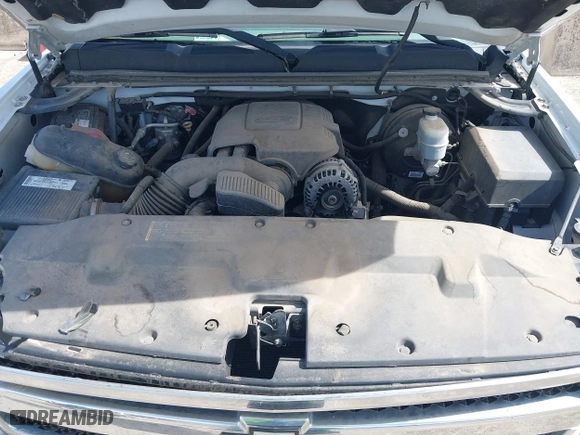 2007 Chevrolet Silverado 1500 LT w/1LT with VIN 2GCEC13C471716312, listed as a IAAI auction lot 41792270 with 84,649 mi miles. Bid and sale history available at carsss.com. Image 10.
