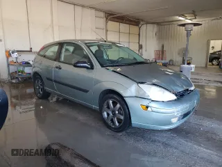 2004 Ford Focus ZX3 with VIN 3FAFP31364R124737, listed as a Copart auction lot 46147595 with 177,619 mi miles and Salvage Title. Bid and sale history available at carsss.com. Image 4.