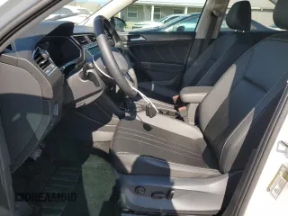 2024 Volkswagen Tiguan SE with VIN 3VV3B7AX8RM067341, listed as a Copart auction lot 59422165 with 12,464 mi miles and Salvage title. Bid and sale history available at DreamBid. Image 7.