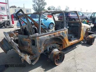 2009 Jeep Wrangler X with VIN 1J4FA24199L759273, listed as a IAAI auction lot 41472498 with Not Provided miles and . Bid and sale history available at DreamBid. Image 4.