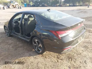 2023 Hyundai Elantra SEL z VIN KMHLS4AG2PU544539, wystawiony jako IAAI lot #41614190 z przebiegiem 4 128 mil mil oraz . Historia ofert i sprzedaży dostępna na DreamBid. Obrazek 3.