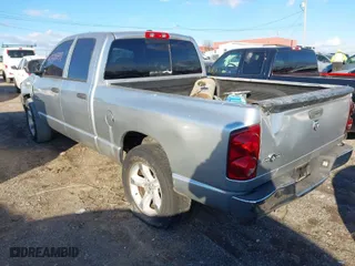 2008 Dodge Ram 1500 SLT with VIN 1D7HA18228J135407, listed as a IAAI auction lot 41338559 with 234,794 mi miles. Bid and sale history available at carsss.com. Image 3.